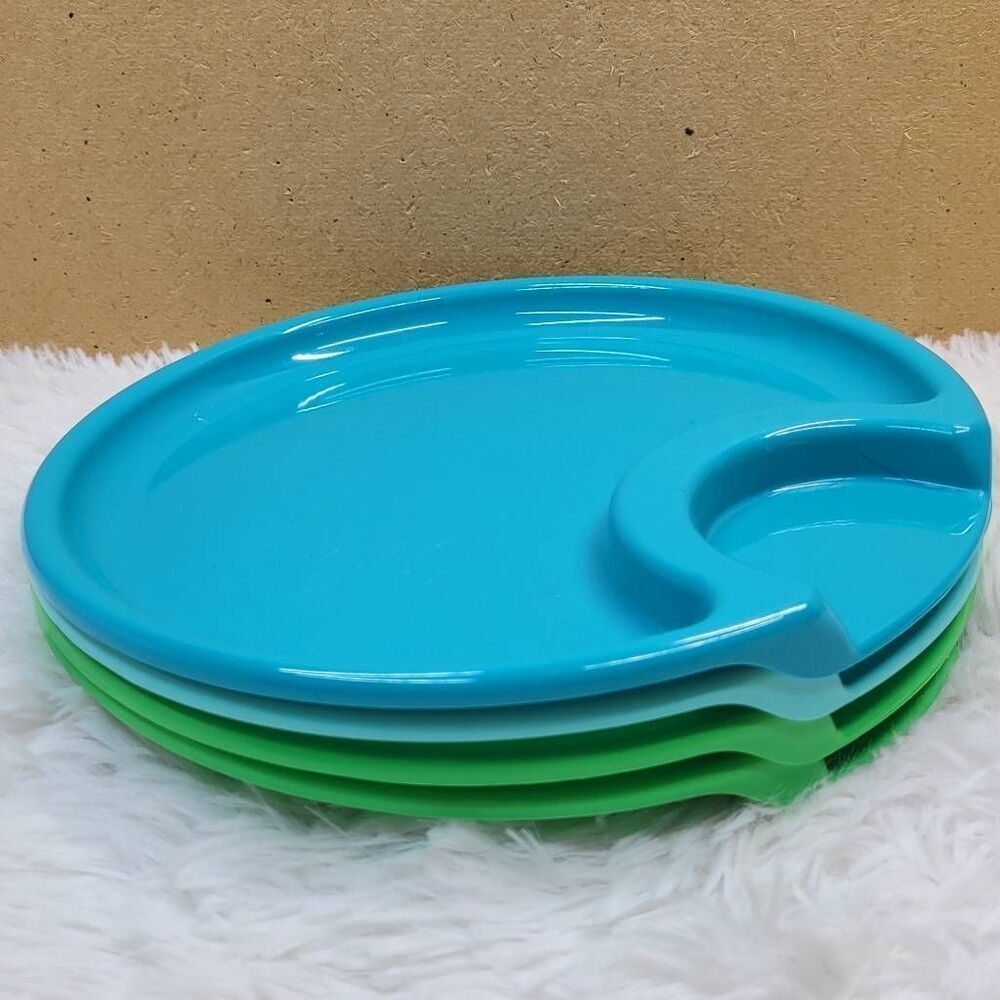 Pampered Chef Outdoor Picnic Plates- Set of 4